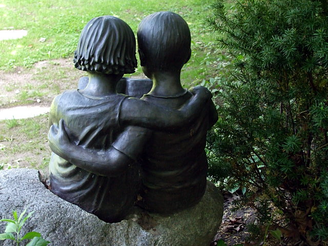 Monument in Mount Pleasant Cemetery, Toronto Monument in Mount Pleasant Cemetery, Toronto