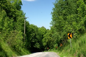 Forget about that little discontinuity in Parkdale; the Real Dufferin Jog is on the approach to Highway 9 in King, where the road descends into a valley and begins a large semi-circle around the highway.