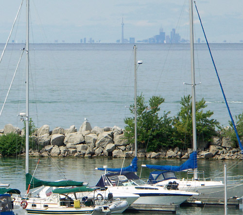 The Toronto skyline as seen from Port Dalhousie
