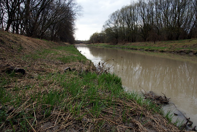 The dredged and straightened canal between the high and middle locks